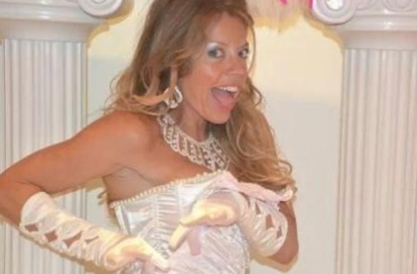 Maril&ugrave;, star del burlesque ha&nbsp;abbagliato Polignano&nbsp; &laquo;Ho pi&ugrave; amici che nemici&raquo;