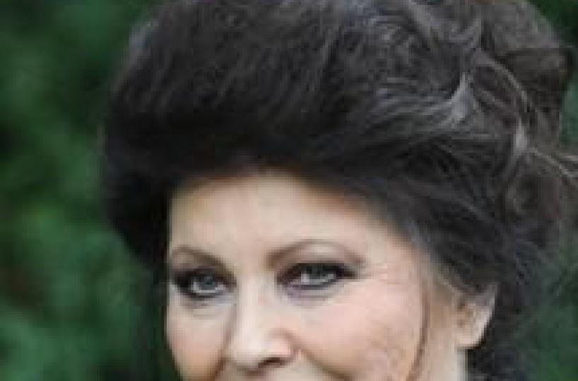 Claudia Mori, 70 anni? Un errore, ne ho molti di più
