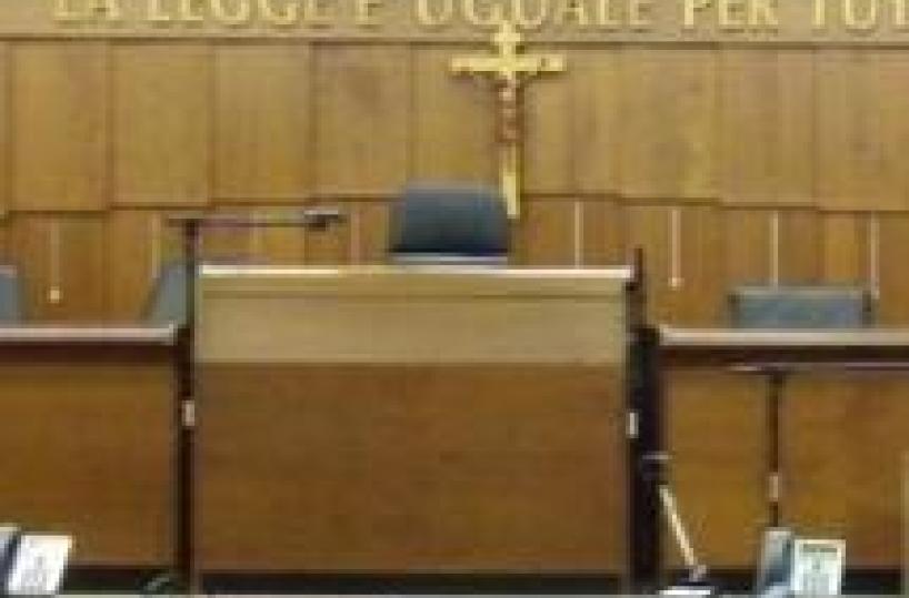 Violenza sessuale su paziente psichiatra assolto a Bari