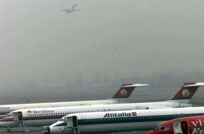 Nebbia all'aeroporto tre voli in arrivo a Bari dirottati a Pescara Partenze&nbsp;//&nbsp;Arrivi