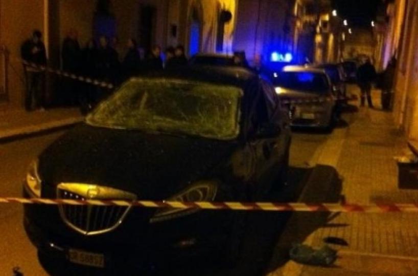 Brindisi, bomba in auto di assessore Ambiente La protesta dei cittadini Le reazioni della politica