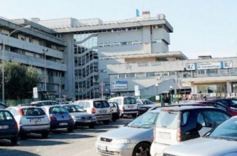 Francavilla, via dall'ospedale i distributori di snack abusivi