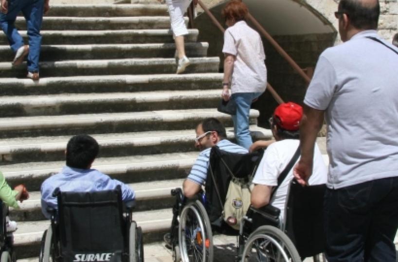 Adelfia, «Stop alle visite e isolamento, così nella mia Rsa non è entrato il virus»