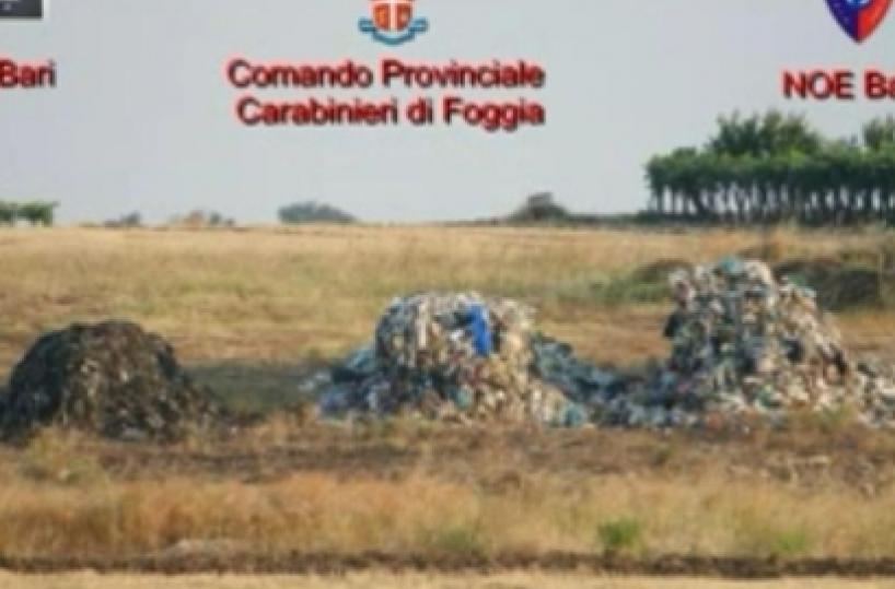 I rifiuti nelle cave la Puglia come la Terra dei Fuochi 14 arresti e sequestri   