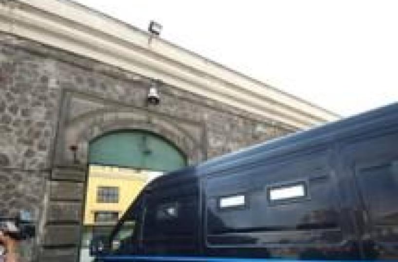 Uccise 13 anni fa rivale in agguato, condannato a 10 anni