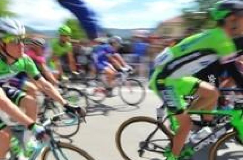 Ciclismo: Emiliano presenta le tappe pugliesi del Giro 2017