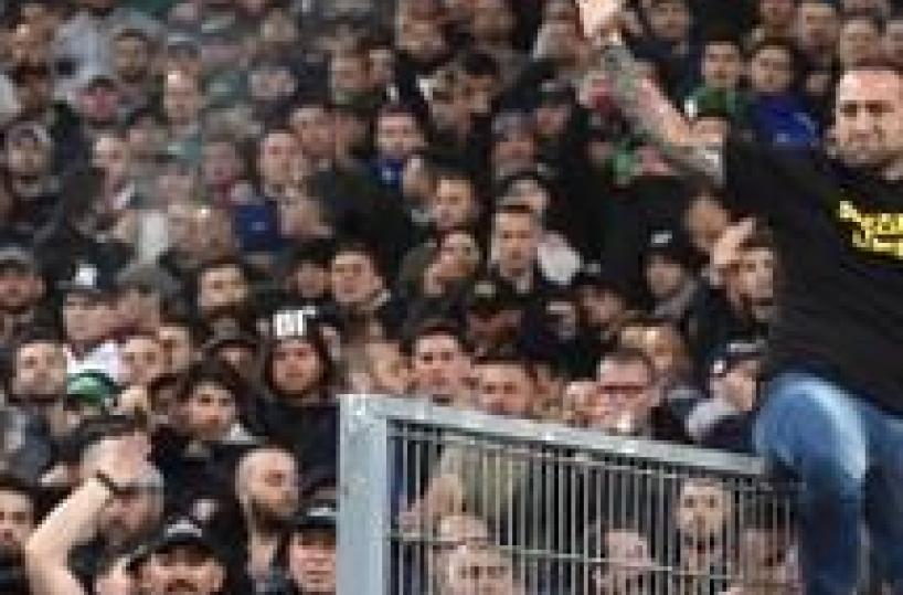 Italian Cup soccer hooligan linked to Camorra mafia bust