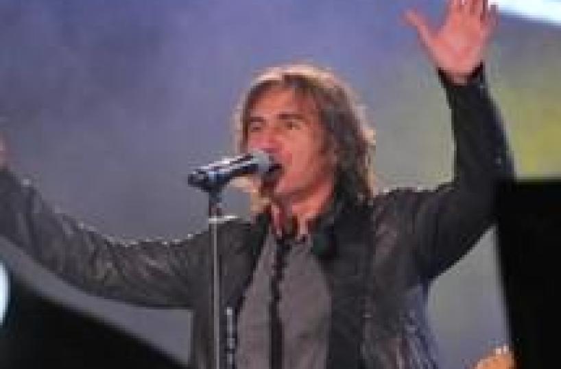 Ligabue, Italia troppo complessa per un palco