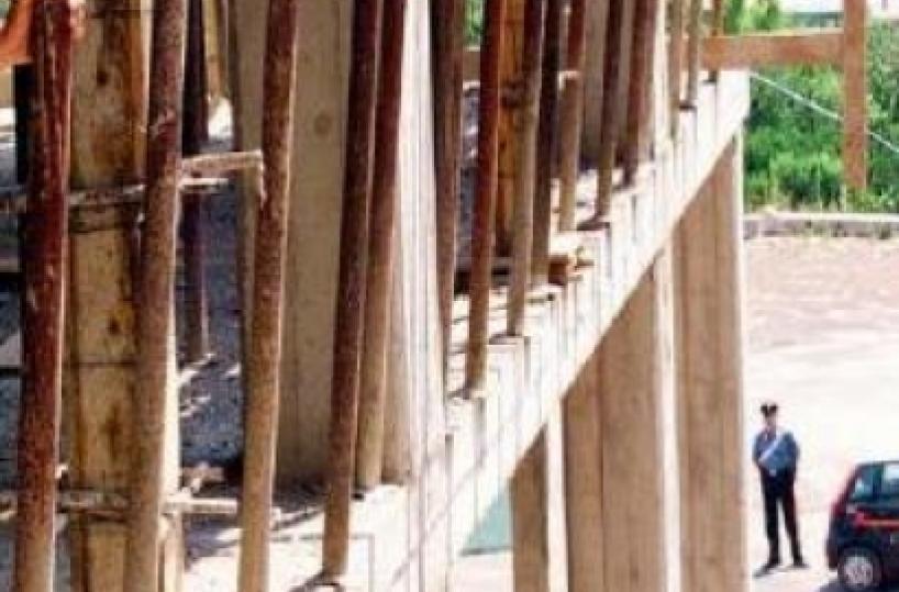 Bari, caddero da una piattaforma, «fu un tragico errore»: Tribunale assolve imprenditore 