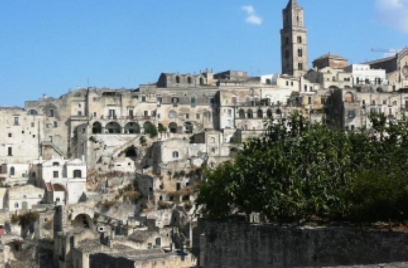Riecco il viaggio fra i Sassi di Matera alla scoperta delle «Case ospitanti»