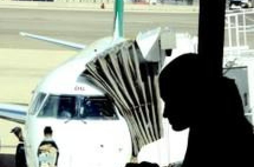 >>>ANSA/ Alitalia set for painful restructuring