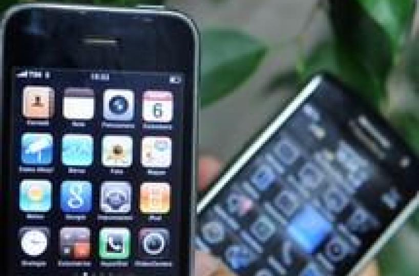 Vende 13 smartphonema è una truffa: denunciato