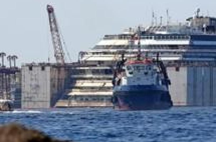 Concordia: riemerge ponte 4. Gabrielli, nave partir&agrave; marted&igrave;