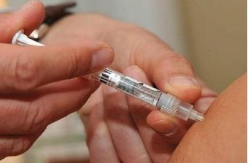 Covid, nel Barese vaccinati i primi 150 medici di famiglia: «Tutte le strutture asl siano coinvolte» 