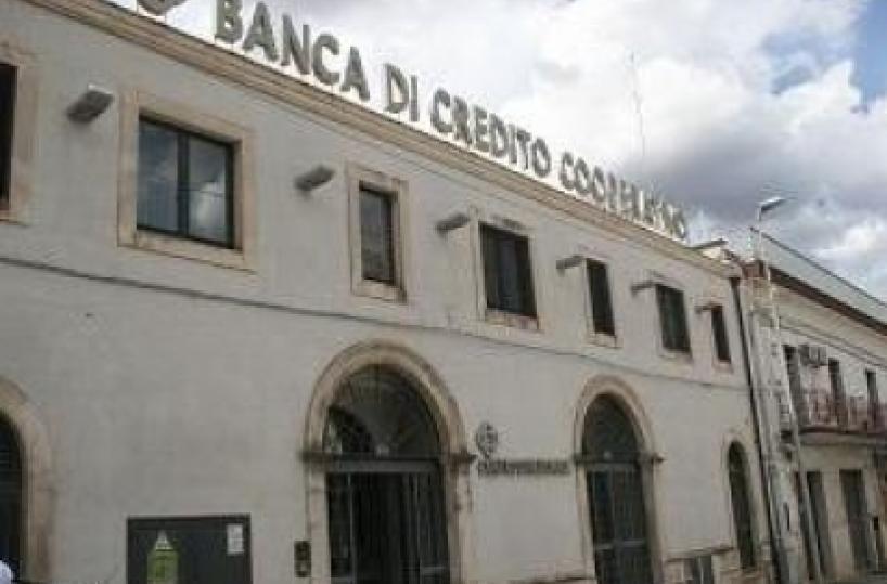 Soldi della mafia in banca Accuse su Bcc Alberobello Ex presidente: dimenticato dai tanti che ho aiutato