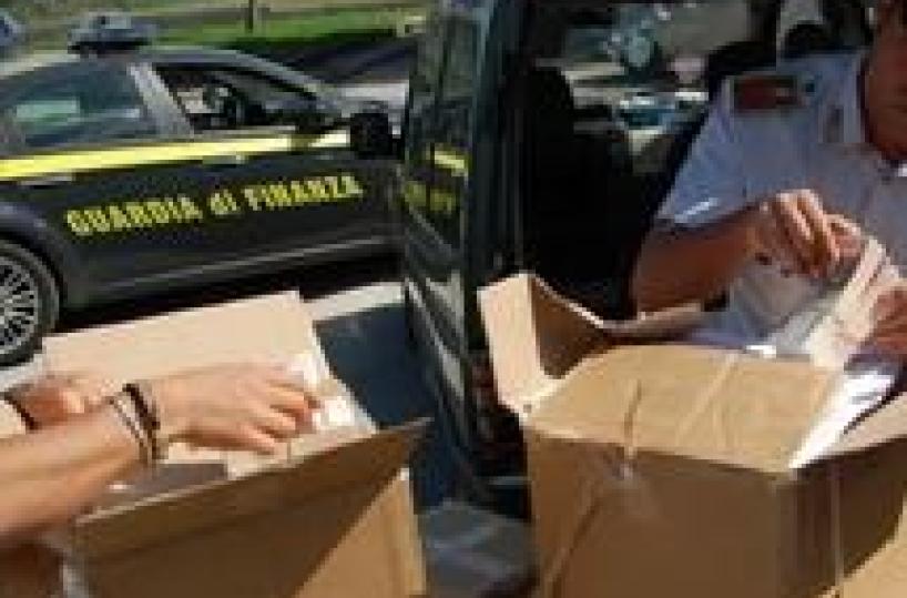 Maxi sequestro soldi falsi, 17 mln euro