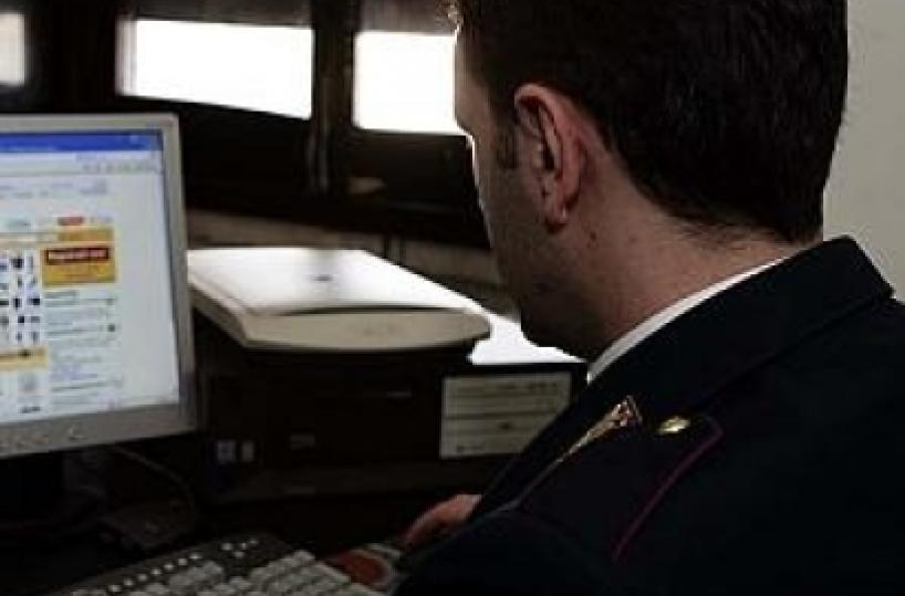 Rubano un milione dai conti postali arrestati in 6 a Lecce