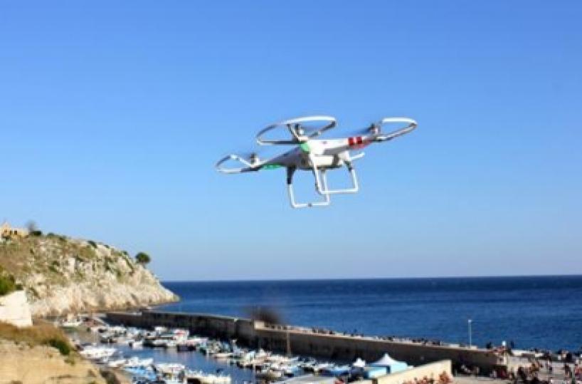 Aerei, elicotteri e droni È festa nel cielo di Castro 