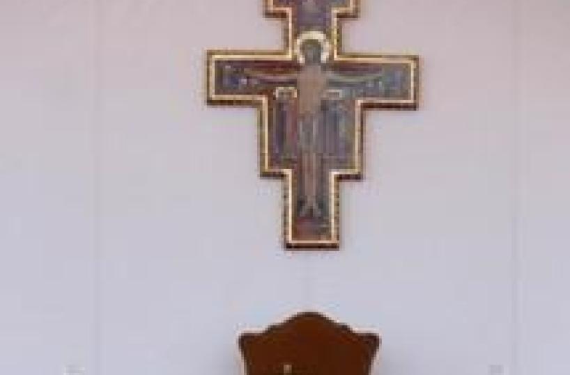 Abusi minori,si dimette parroco indagato