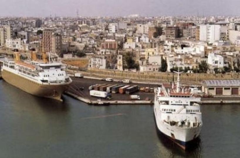 Furti gasolio nel portoindagate tredici persone