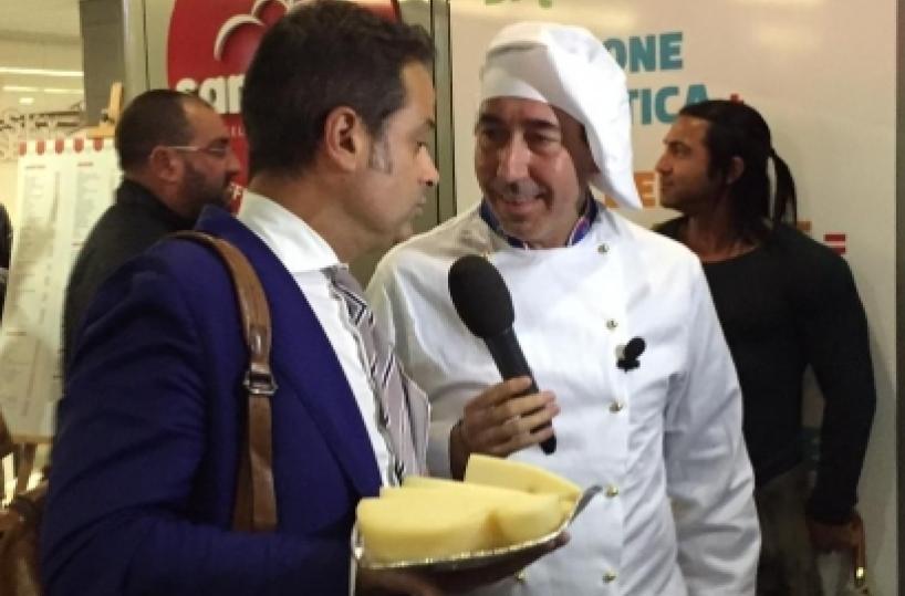 Provolone di Striscia all'assessore Nardoni
