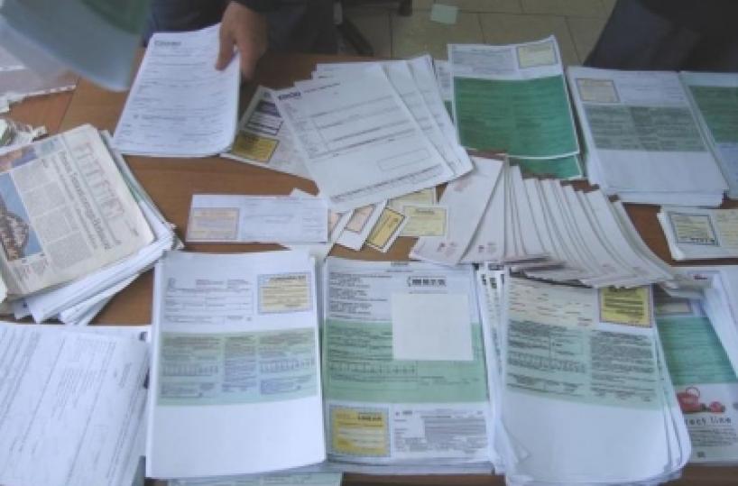 Lecce, falsi incidenti truffate assicurazioni Arrestati insospettabili 