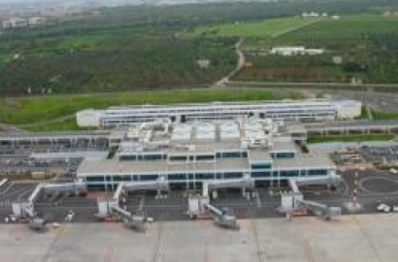 Allaeroporto di Bari spunta lart director Acierno: Adp trasparente