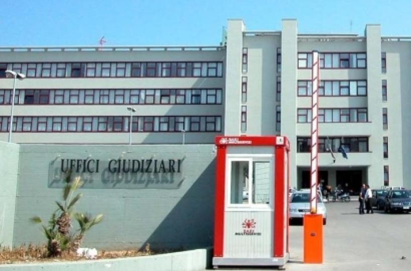 Omicidio a Mola in una sala giochi ridotte le condanne