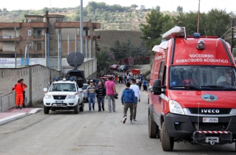Betoniera urta l’elettrodotto muore folgorato un 25enne