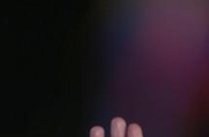 Girl, 12, beaten by classmate, for wearing crucifix - update