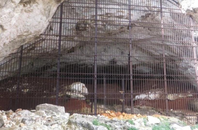 Grotta Romanelli, scavi dopo 40 anni La cavità testimonia la presenza dell’uomo paleolitico in Italia