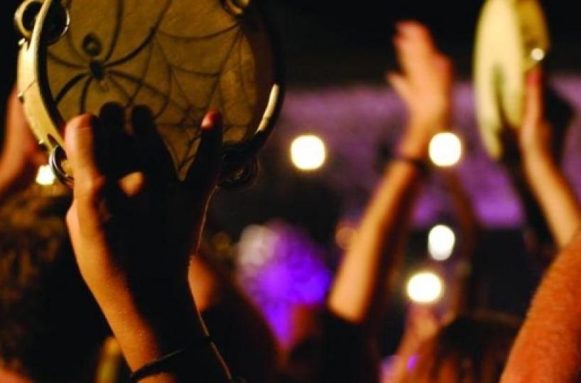 Alla Notte della Taranta Ligabue, Paul Simonon e il batterista Tony Allen