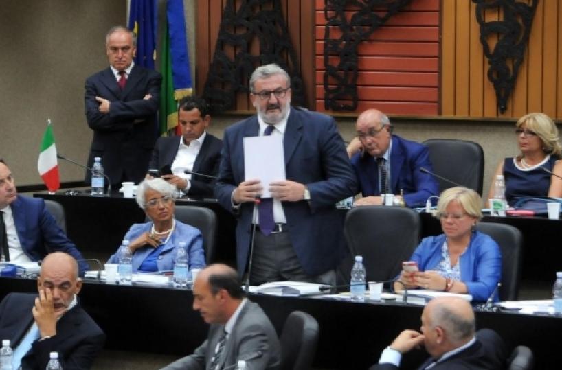 Pd Puglia, alle politiche c'è tentazione della lista Emiiano
