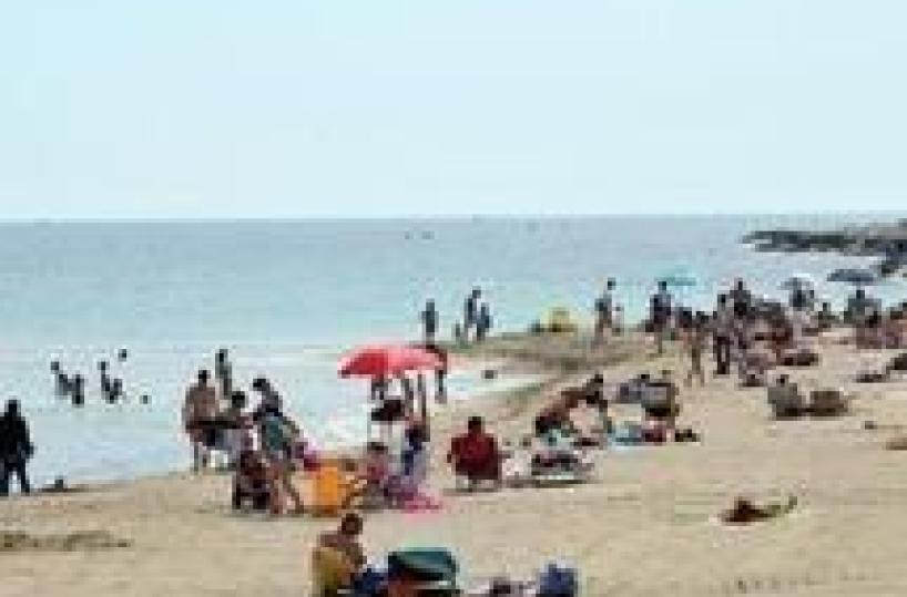 Bimbo di 5 anni annega nel catanese, lo trova un canoista