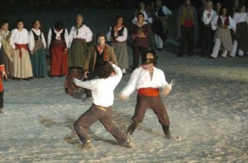 Brindisi di montagnatorna a luglio«la Storia bandita»