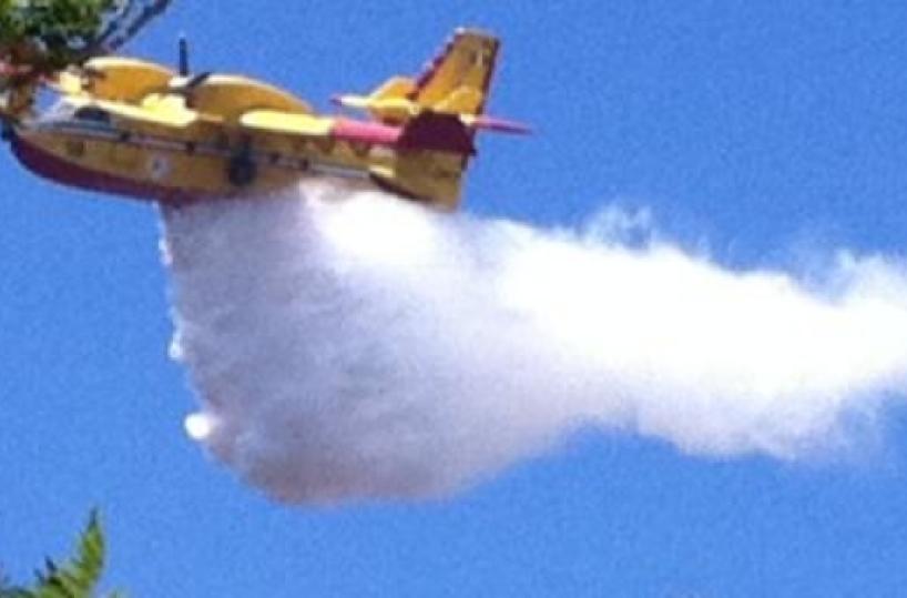 Vasto incendio a Maratea arrivano i Canadair