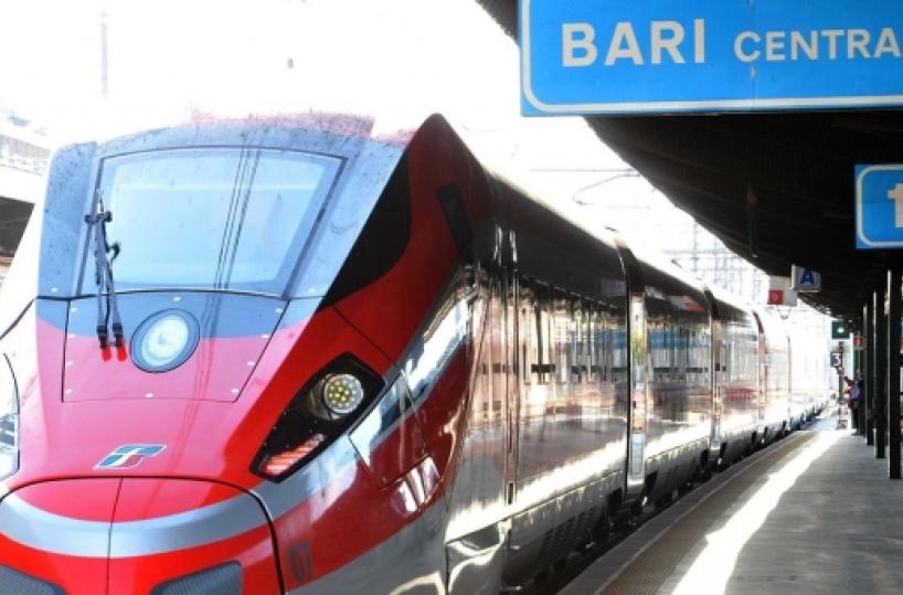 Bari, ecco il Frecciarossa per Milano: già tutto esaurito Un paese a due velocità