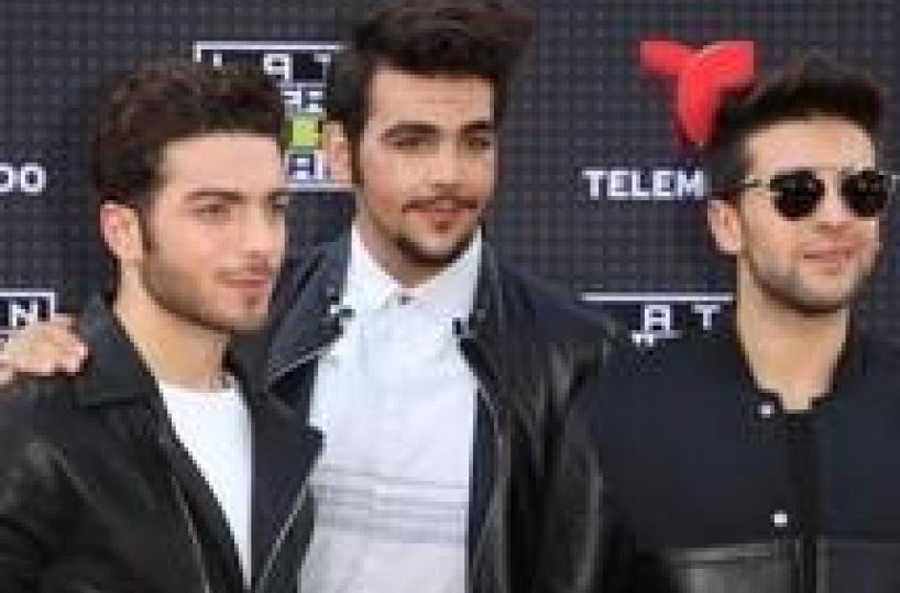 Hit parade, il Volo si prende la vetta