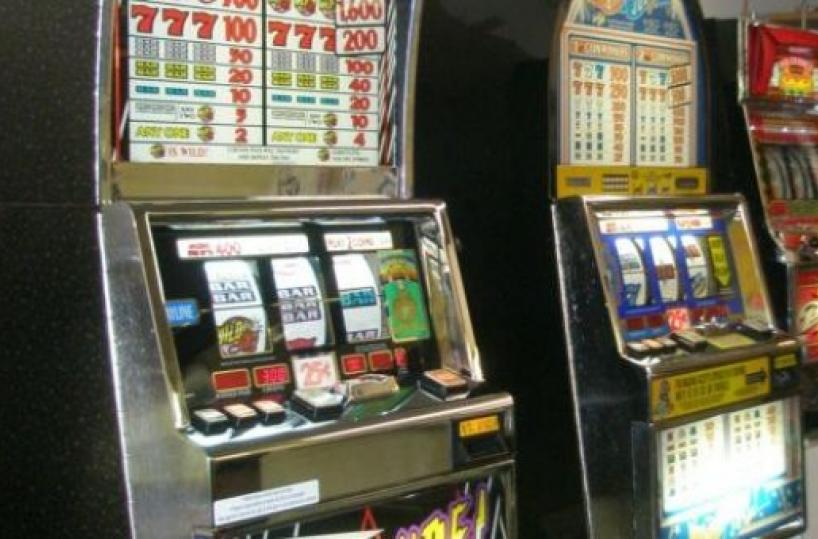 Malato di slot e gioco &laquo;Perdo tanti soldi ma non riesco a smettere&raquo;