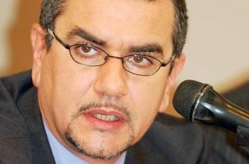 Assostampa Puglia Martellotta presidente Auguri da Emiliano e Loizzo