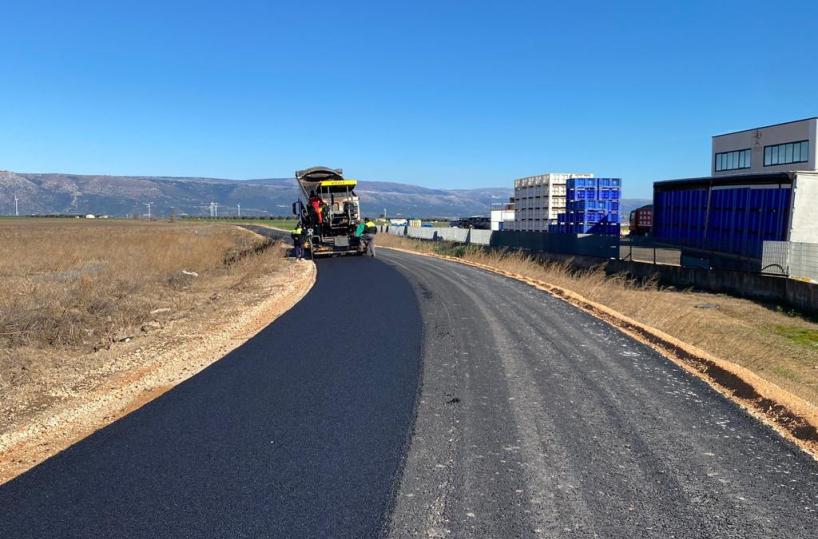 «Nel foggiano ripristiniamo le strade abbandonate: è una garanzia di sicurezza»