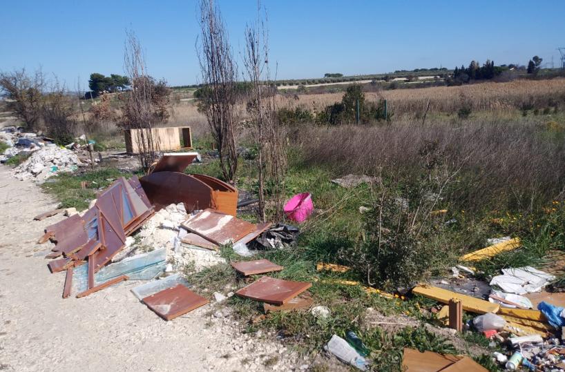 Taranto, il fiume Galeso doveva essere un bioparco letterario: oggi è una discarica
