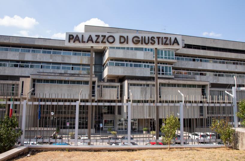 Evasione fiscale a Potenza: Procura sequestra 1,8 mln di euro a due indagati