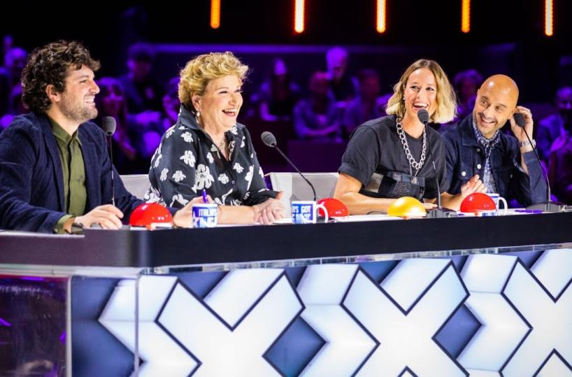 «Italias’ Got Talent», il ritorno pirotecnico alle performance per la giuria vip