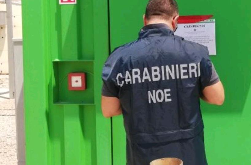 Asfalto smaltito sui campi: 3 imprenditori del Foggiano arrestati e 50 indagati