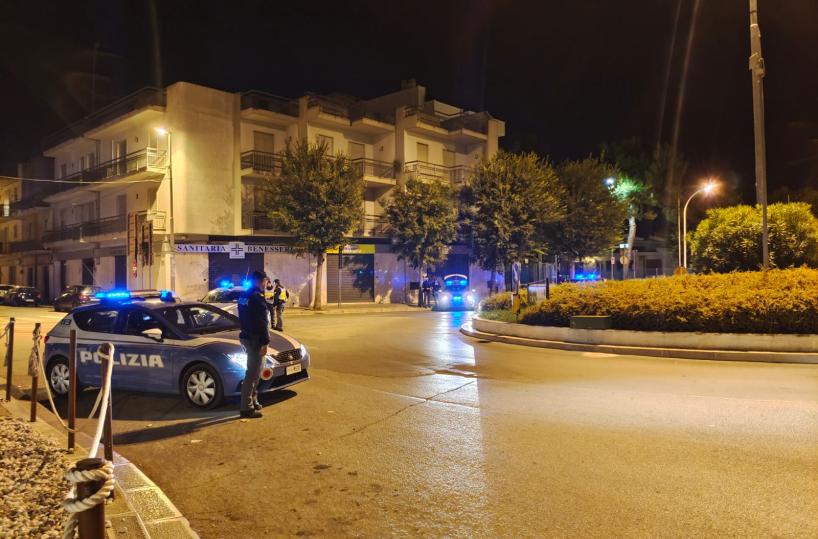 Controlli notte polizia Andria Barletta