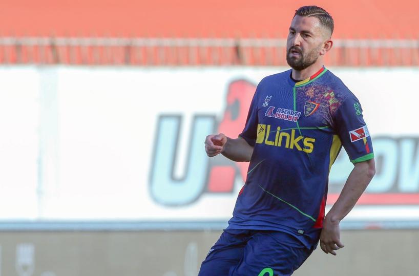 Il Lecce all'assalto del Perugia per difendere la vetta: ecco le formazioni in campo