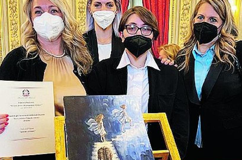 Brindisi allieva dell'Artistico riceve premio da Mattarella