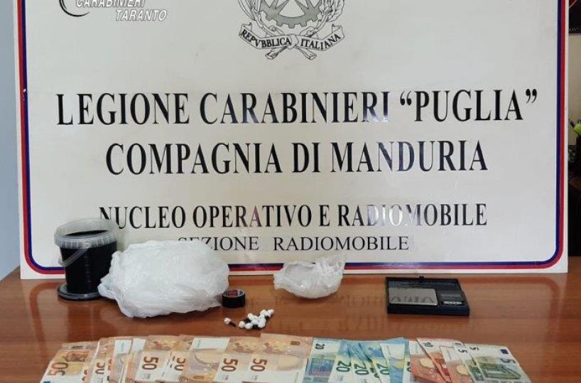 Nascondeva 15 dosi di cocaina negli slip, arrestato un pusher 42enne  nel Tarantino