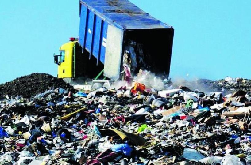 Puglia, sui rifiuti ennesimo pasticcio: niente discariche pubbliche, il piano resta sulla carta